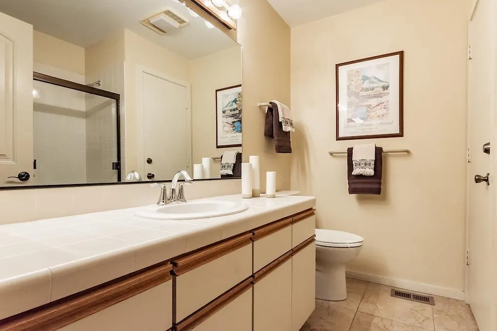 Bridges Townhome #11 Old Mammoth